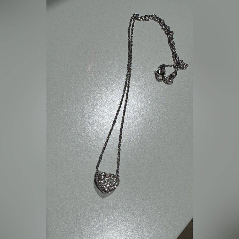 ✨ Swarovski Sparkling Heart Pendant Necklace – Elegant & Timeless ✨